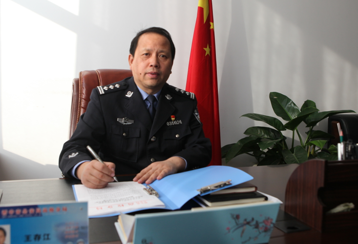 “走进直播间，向党和人民汇报公安工作”——专访高校分局局长 王存江