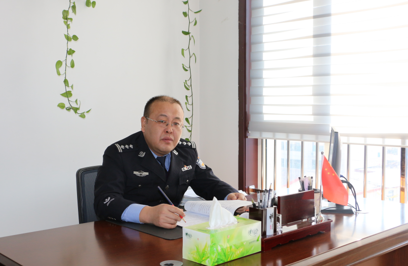 “走进直播间，向党和人民汇报公安工作” ——专访榆社县公安局长 张国华
