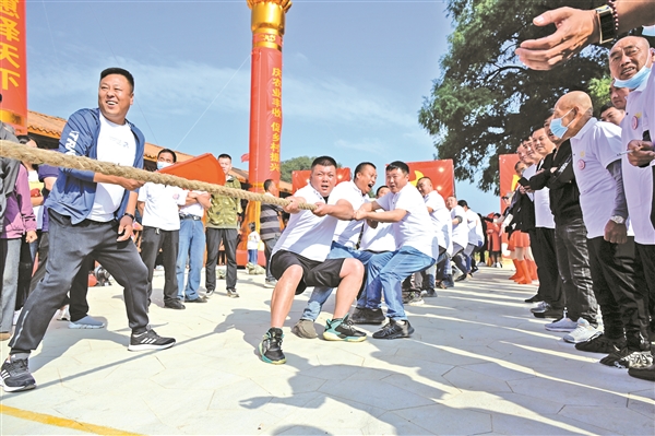 和顺县举行2022年“中国农民丰收节”暨李阳镇“财兴杯”农民趣味运动会